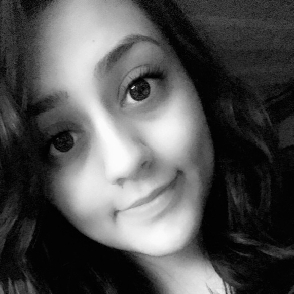 Meet your Posher, Rosa - Picture 1 of 1